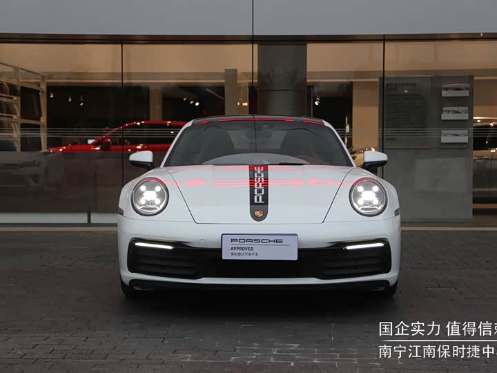 Фото 2 - Porsche 911