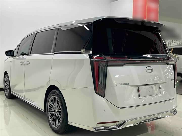 Фото 5 - GAC Trumpchi M8