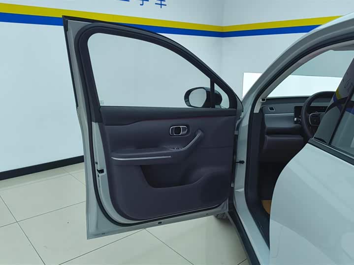 Фото 7 - Leapmotor C10