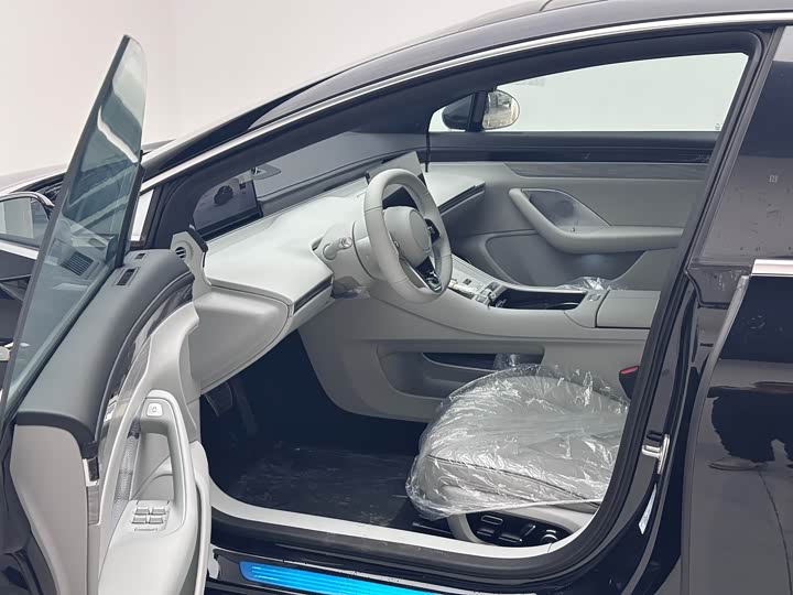 Фото 9 - Luxeed S7