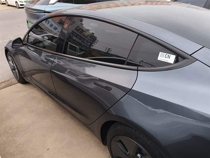 Фото 5 - Tesla Model 3