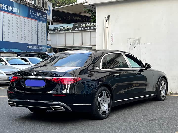 Фото 9 - Mercedes-Benz Maybach S-Class