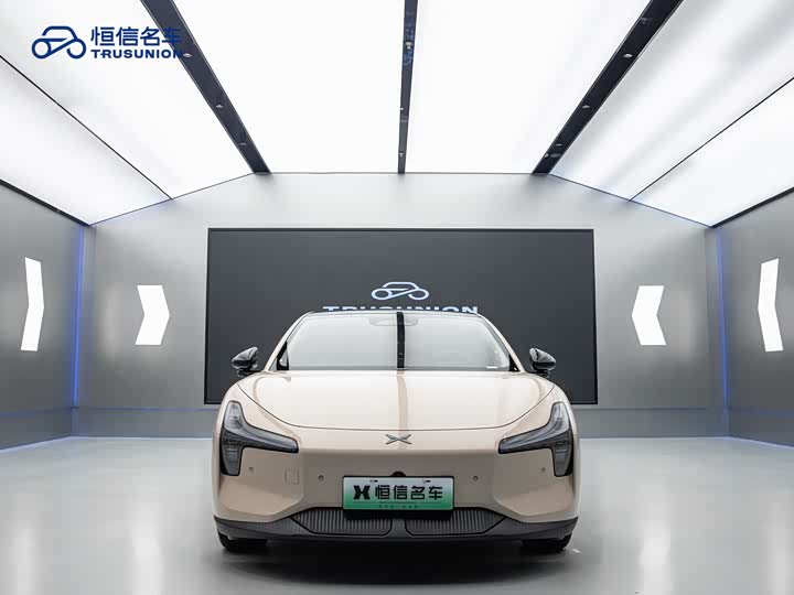 Фото 2 - XPeng Mona M03