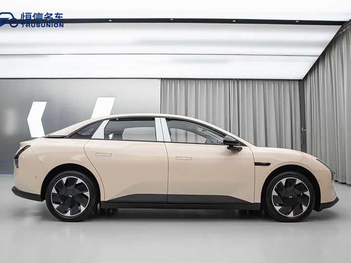 Фото 5 - XPeng Mona M03