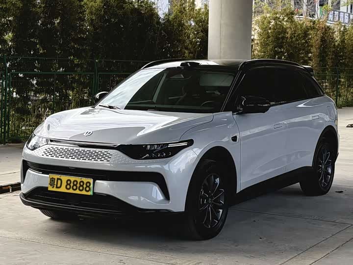 Фото 1 - Leapmotor C11