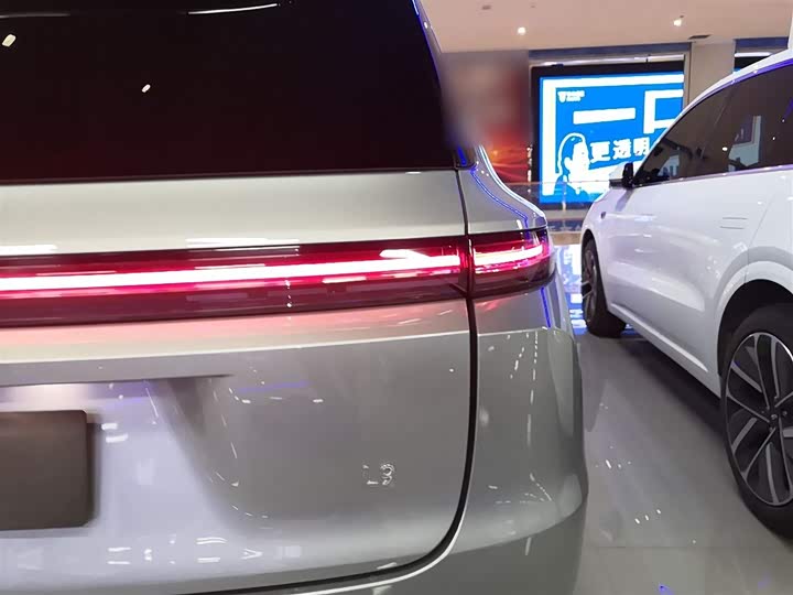 Фото 8 - LiXiang L9