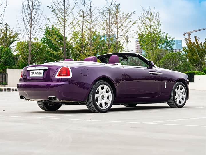 Фото 6 - Rolls-Royce Dawn