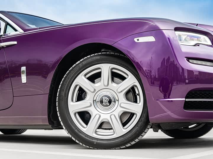 Фото 8 - Rolls-Royce Dawn