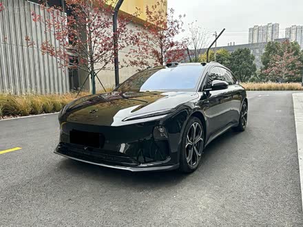 Фото 1 - Nio ET5T