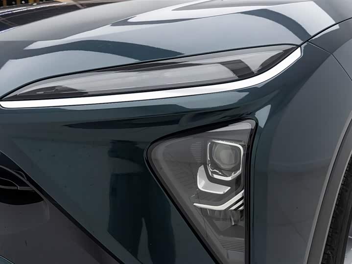 Фото 8 - Nio EC6