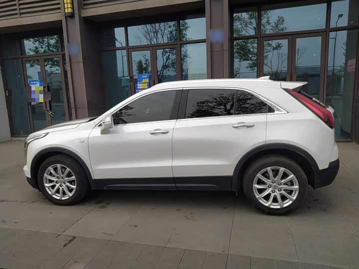 Фото 5 - Cadillac XT4
