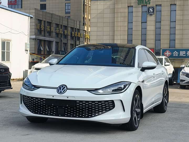 Фото 1 - Volkswagen Lamando L