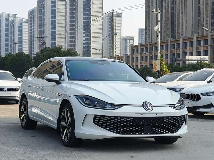 Фото 3 - Volkswagen Lamando L