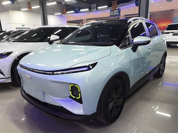 Фото 2 - Geely Geometry E Firefly