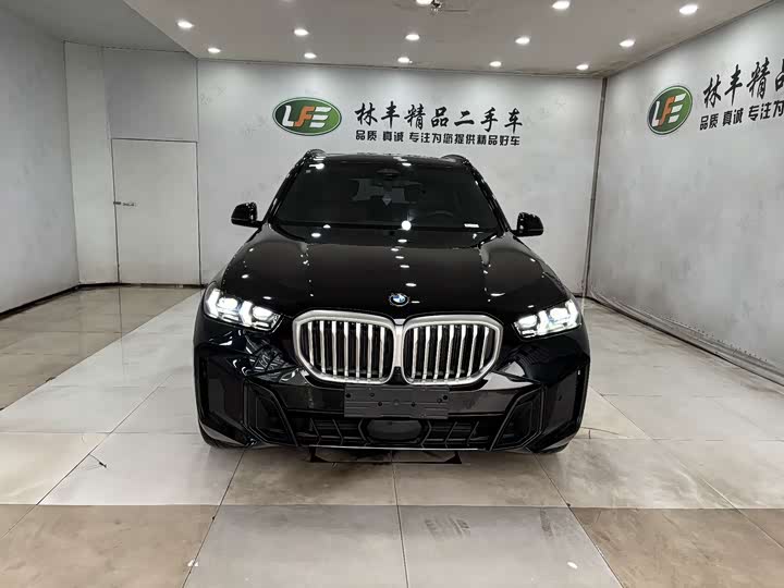 Фото 2 - BMW X5