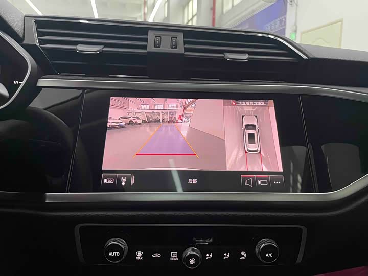 Фото 9 - Audi Q3