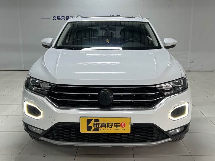 Фото 2 - Volkswagen T-Roc