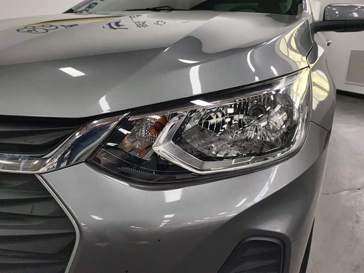 Фото 5 - Chevrolet Onix (Cavalier)