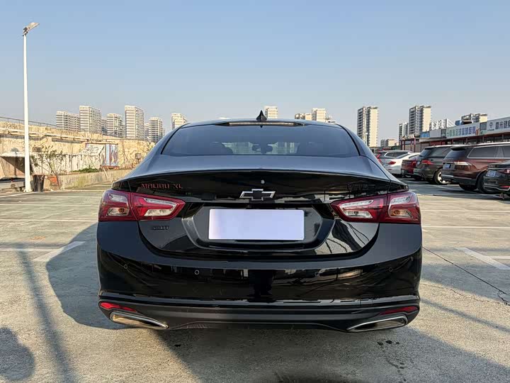 Фото 4 - Chevrolet Malibu XL