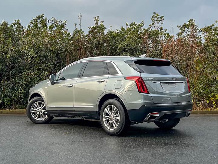 Фото 5 - Cadillac XT5