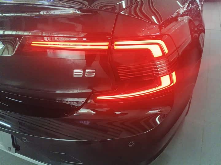 Фото 8 - Volvo S90