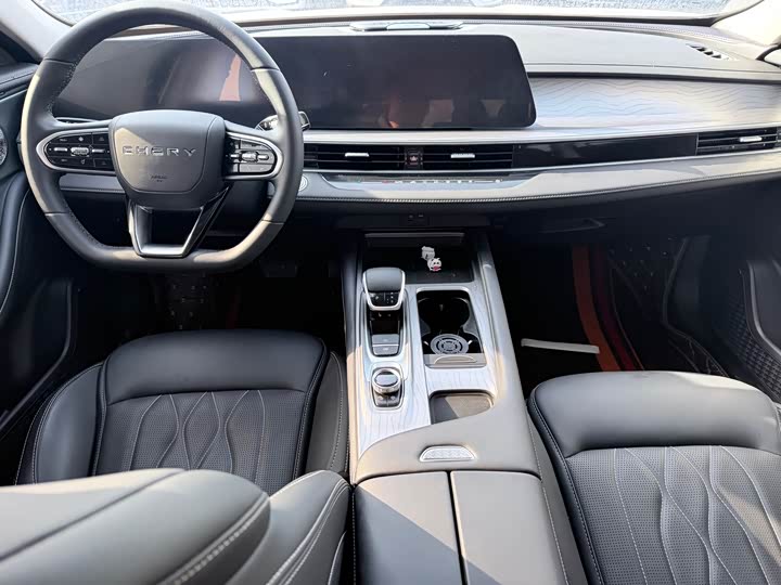 Фото 6 - Chery Arrizo 8