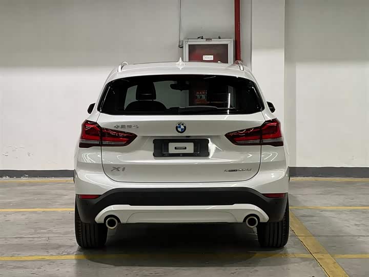 Фото 6 - BMW X1