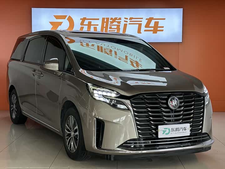 Фото 3 - Buick GL8 ES