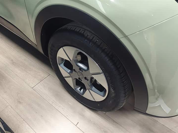 Фото 6 - Geely Galaxy Geome