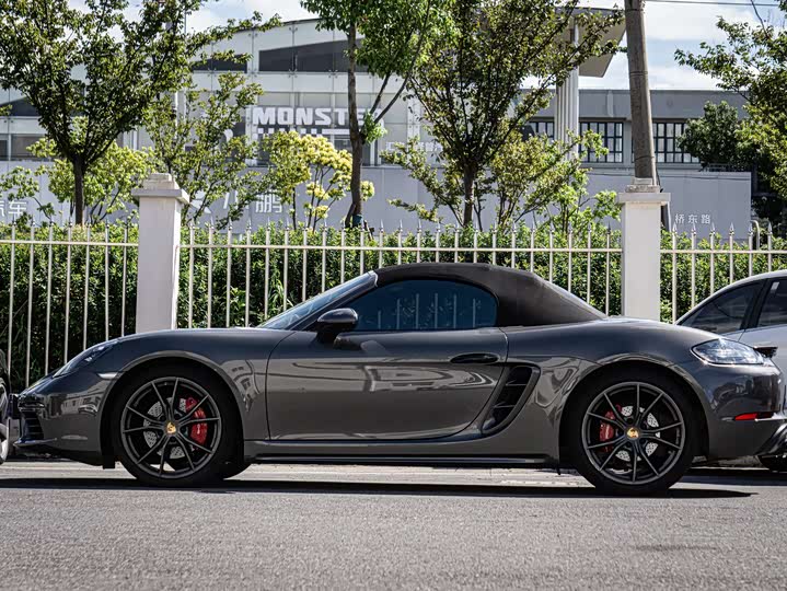 Фото 9 - Porsche 718