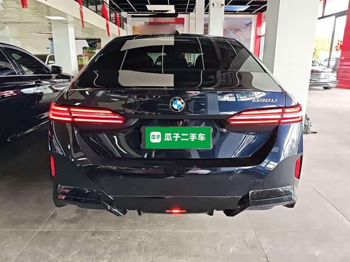 Фото 6 - BMW 5 Series