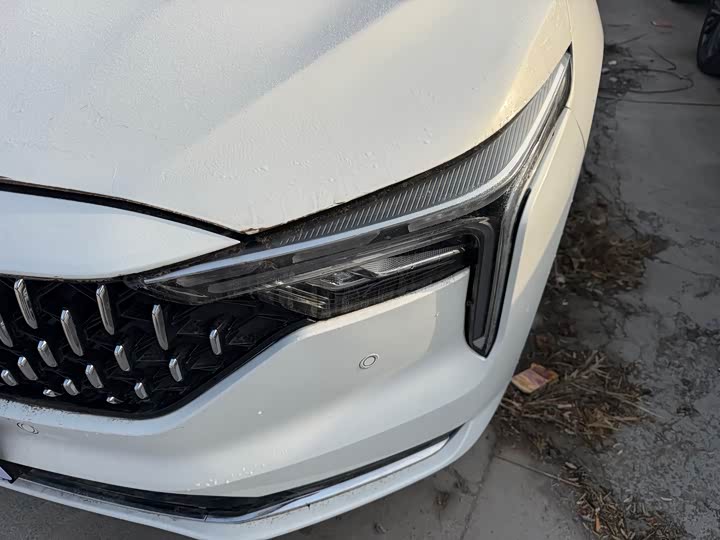 Фото 4 - Bestune B70