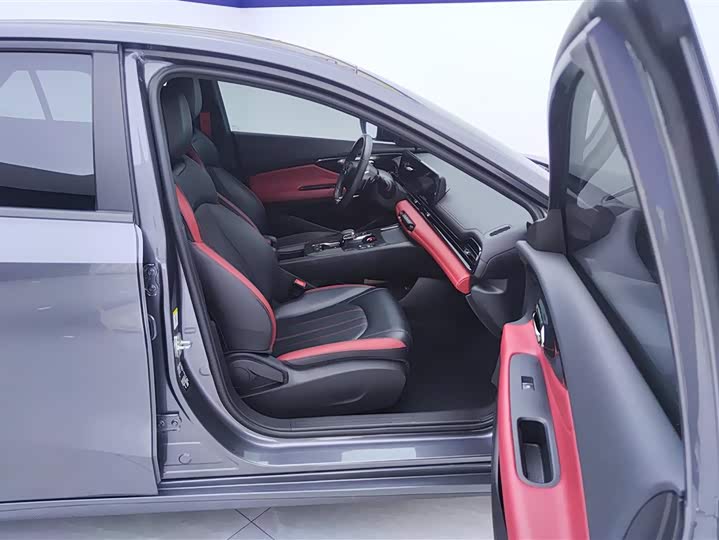 Фото 8 - GAC Trumpchi Empow R