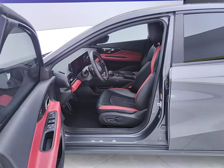 Фото 9 - GAC Trumpchi Empow R