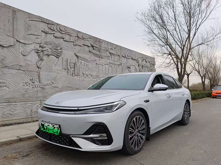 Фото 1 - Geely Galaxy A7