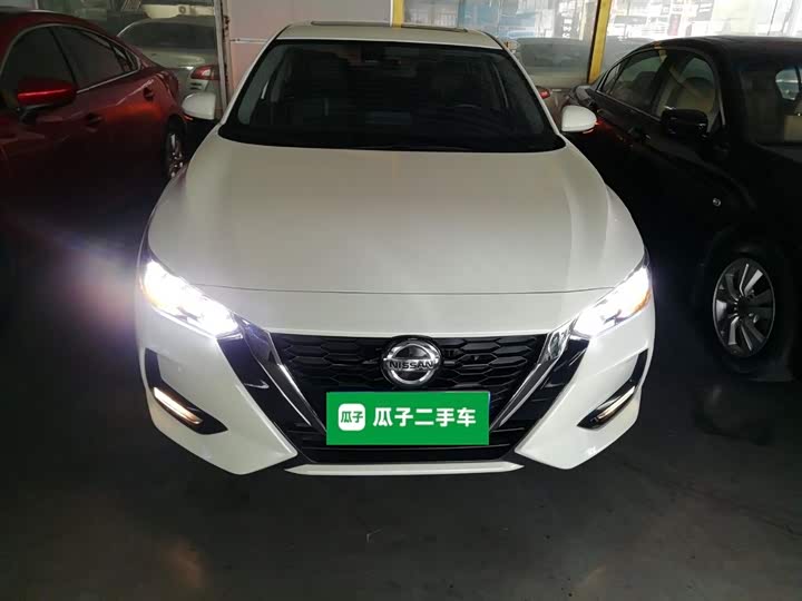 Фото 3 - Nissan Sylphy