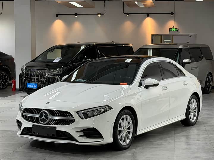 Фото 1 - Mercedes-Benz A-Class