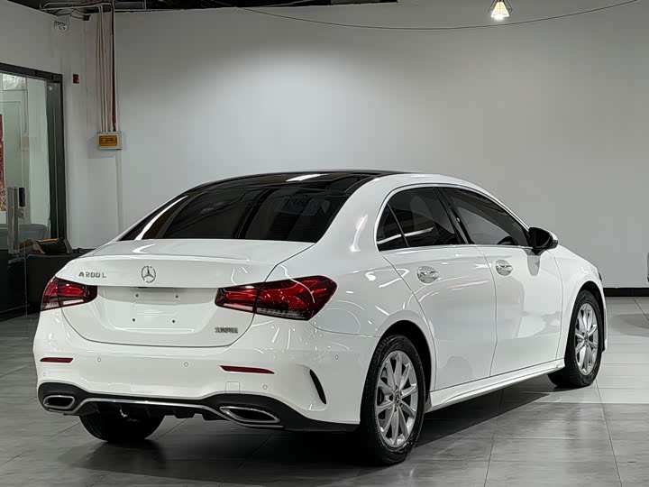 Фото 7 - Mercedes-Benz A-Class