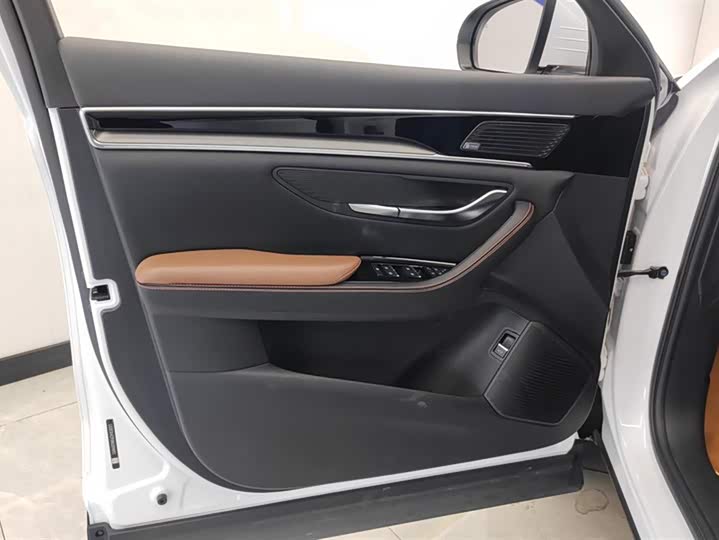 Фото 7 - BYD Song Plus