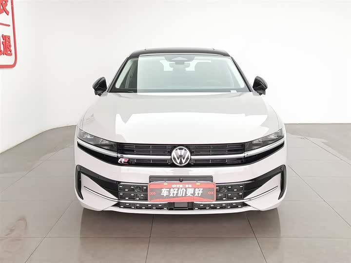 Фото 3 - Volkswagen Magotan