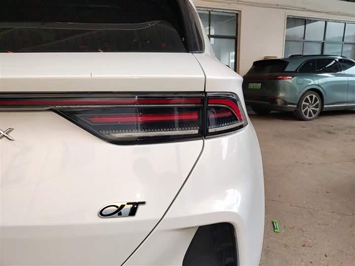 Фото 8 - BAIC Arcfox Alpha T