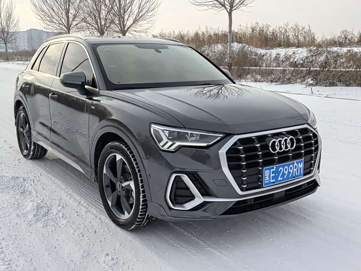 Фото 1 - Audi Q3