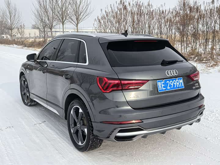 Фото 4 - Audi Q3