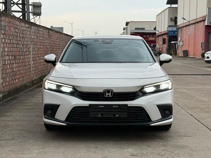 Фото 2 - Honda Civic