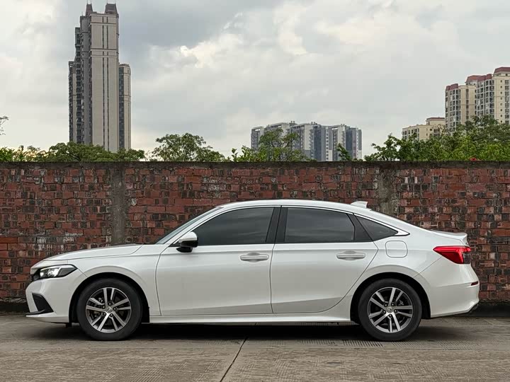 Фото 3 - Honda Civic