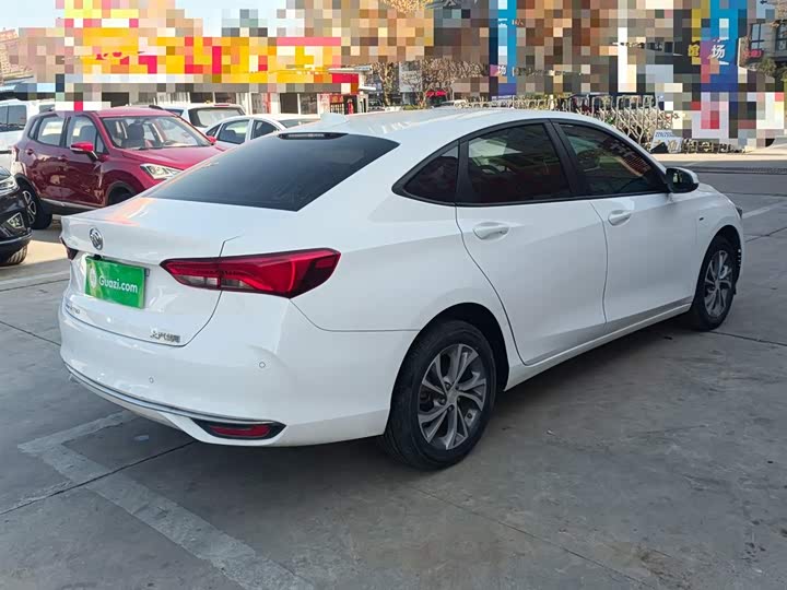 Фото 7 - Buick Verano