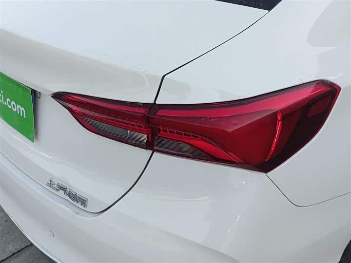 Фото 8 - Buick Verano