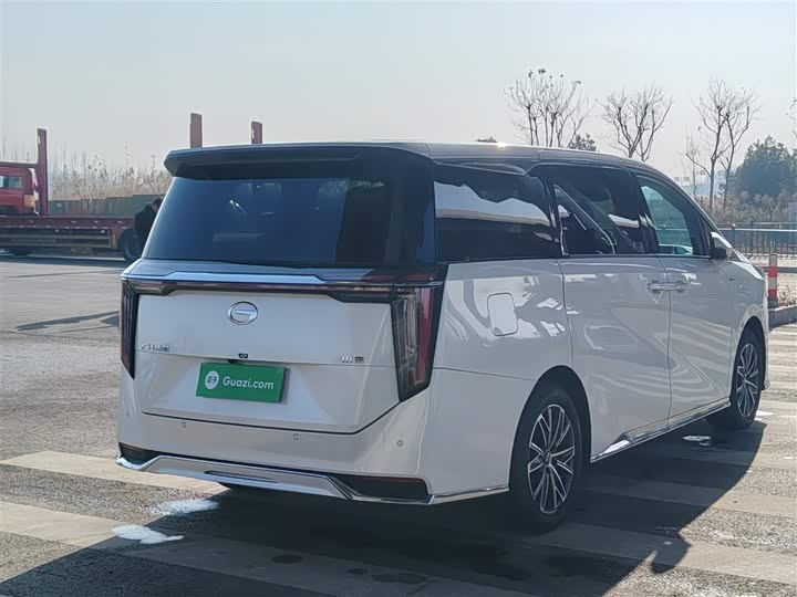 Фото 7 - GAC Trumpchi M8