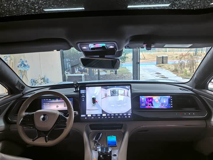 Фото 5 - Denza N7