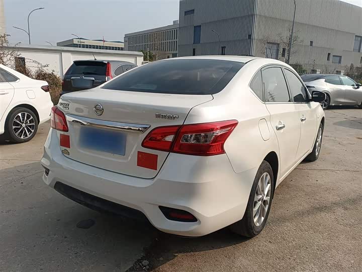 Фото 7 - Nissan Sylphy